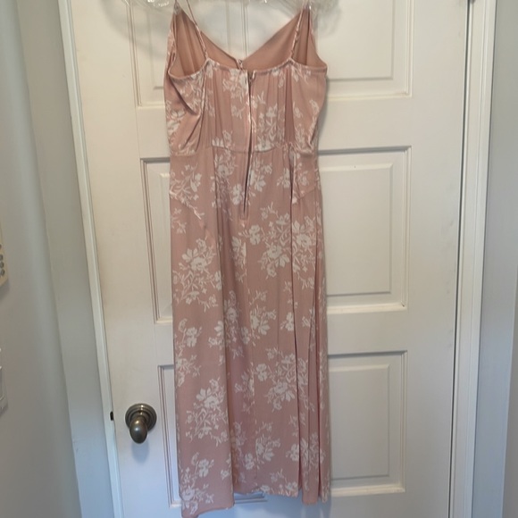 Row ♥️a dress - Picture 3 of 7